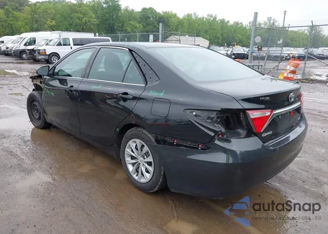 2017 Toyota Camry Le z USA, uszkodzony, nr VIN 4T1BF1FKXHU297090
